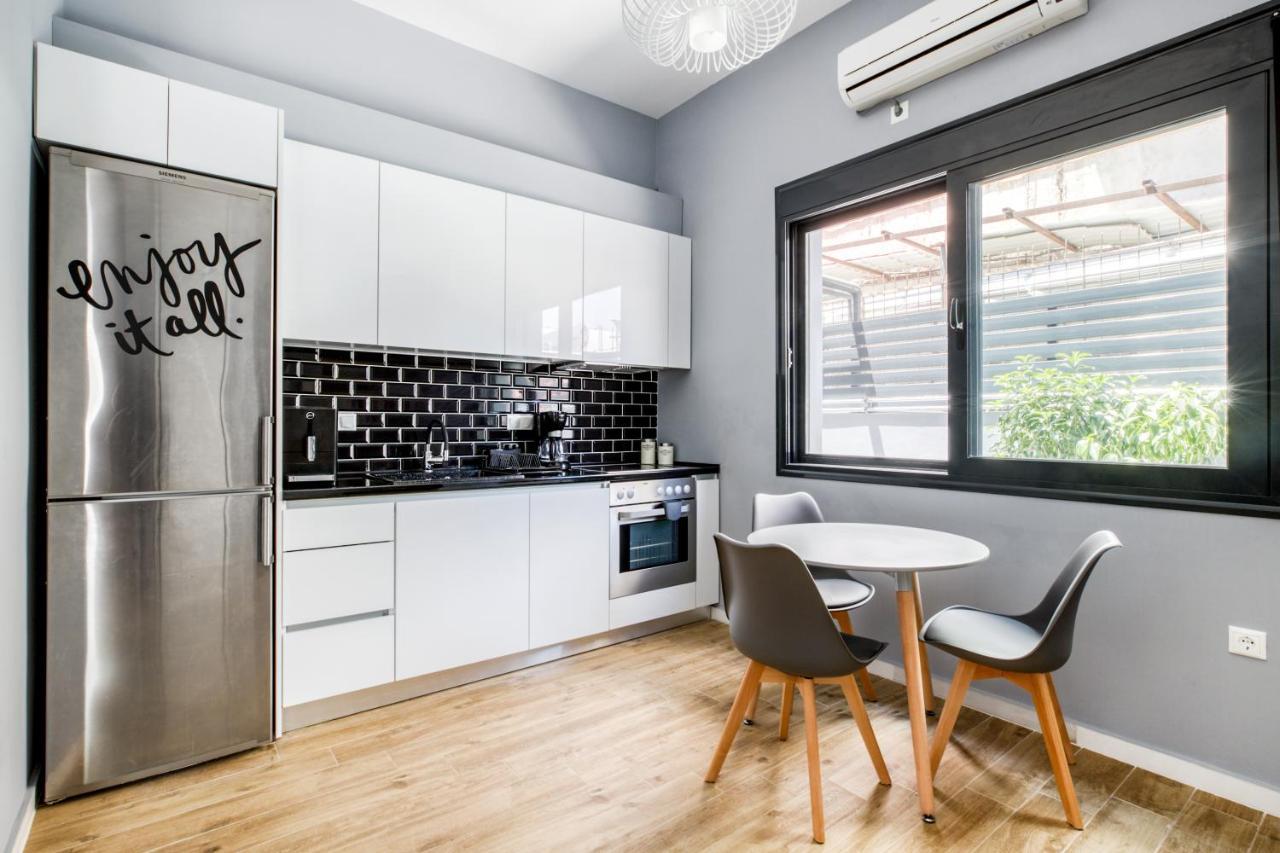 Spacious Flat With Courtyard And Private Parking! Aten Exteriör bild