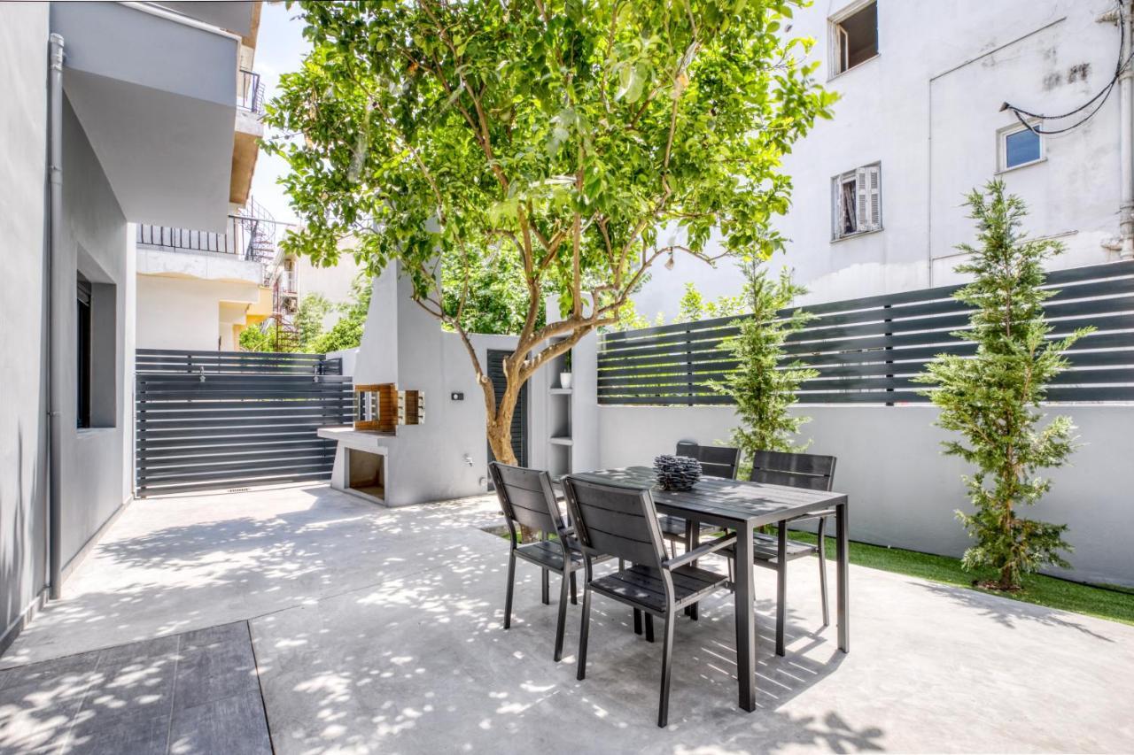 Spacious Flat With Courtyard And Private Parking! Aten Exteriör bild